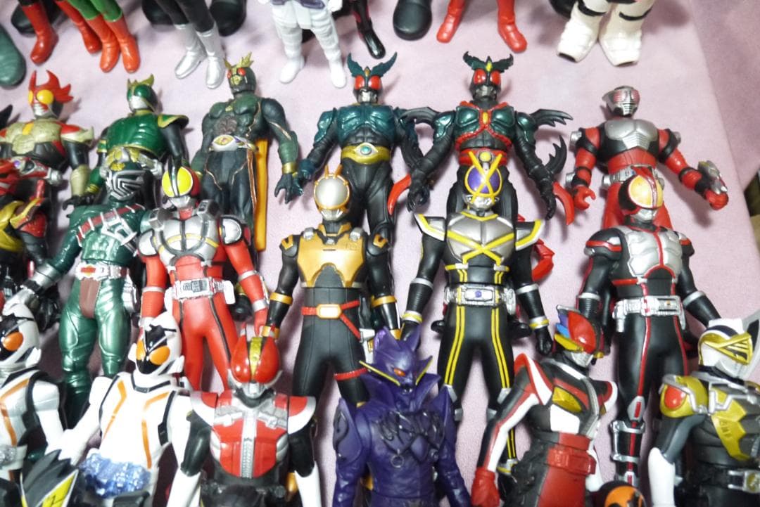 ライダーヒーローシリーズ　ビッグサイズソフビフィギュアなど　111体セット