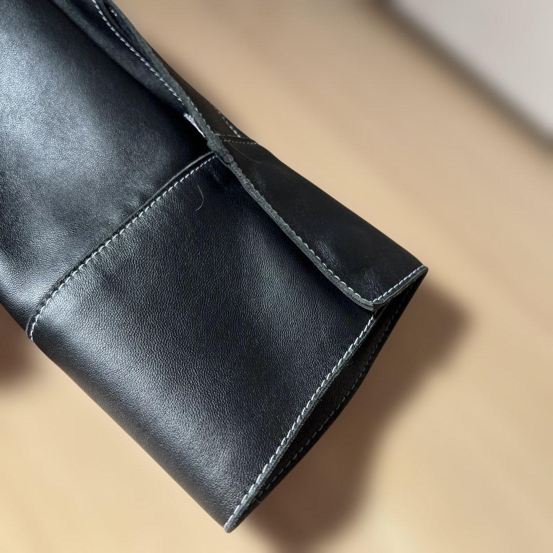 vejas レザー　スカーフ付き　ジャケット