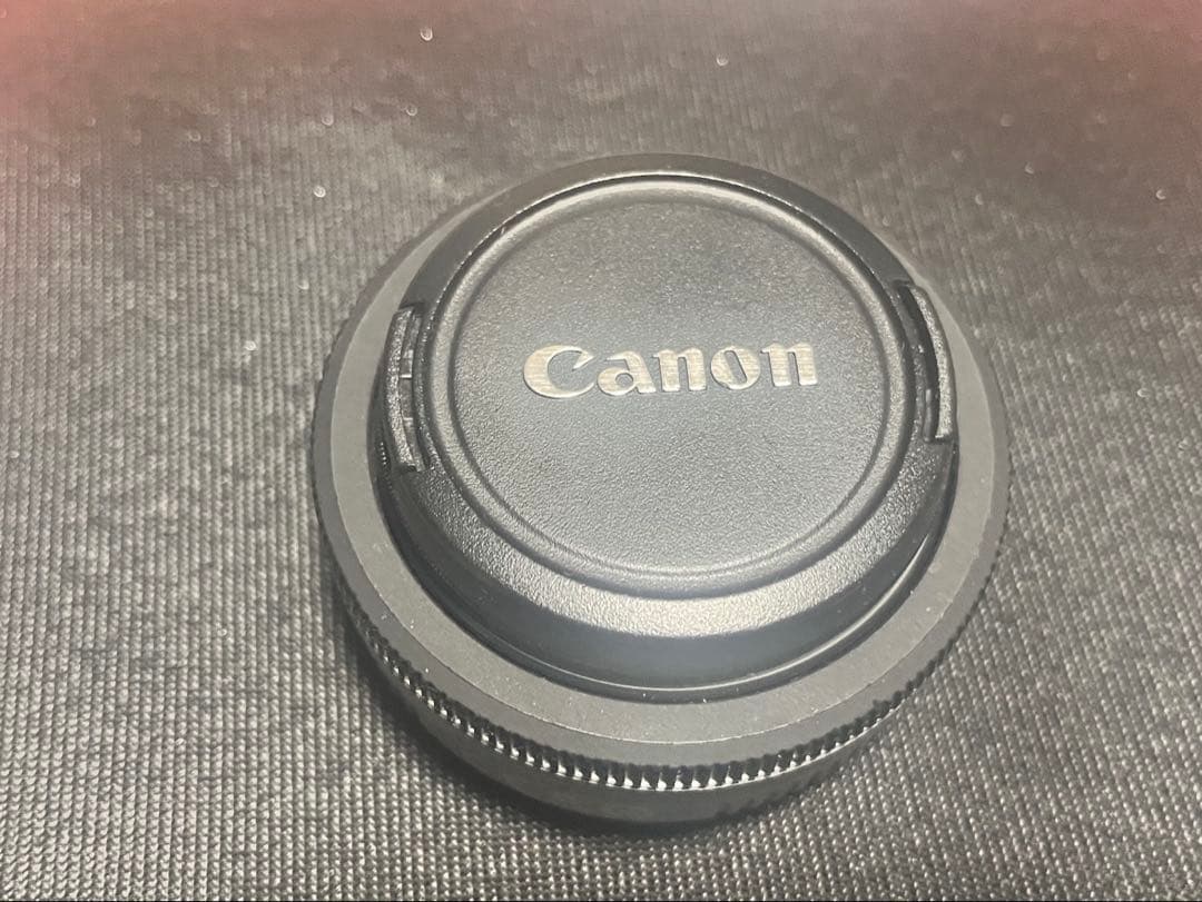 Canon 40mm F2.8 STM パンケーキレンズ