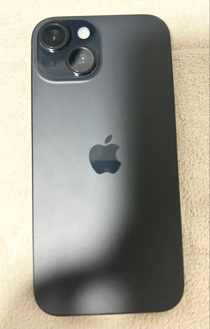 【美品】iPhone15 512GB SIMロック無し ブラック