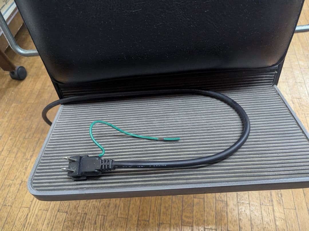 タカラベルモント 上下電動シャンプーチェアー 中古品