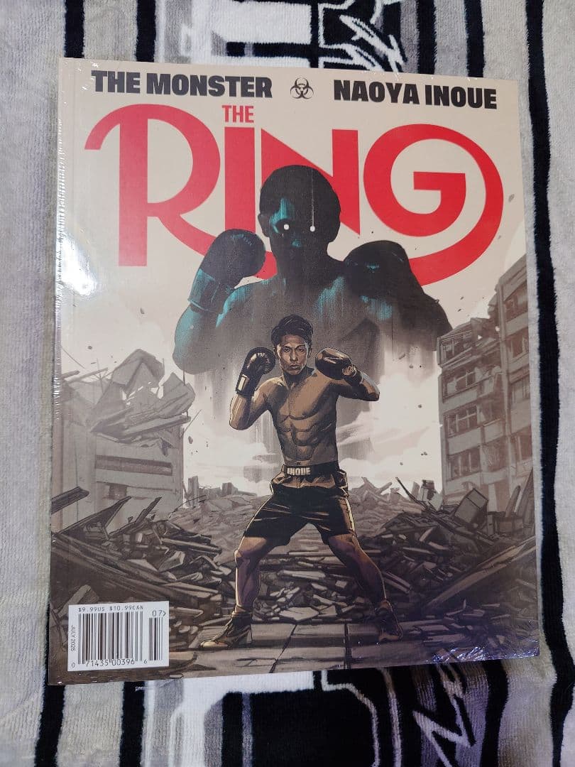 リングマガジン　井上尚弥選手が表紙の海外雑誌ポスター付き。