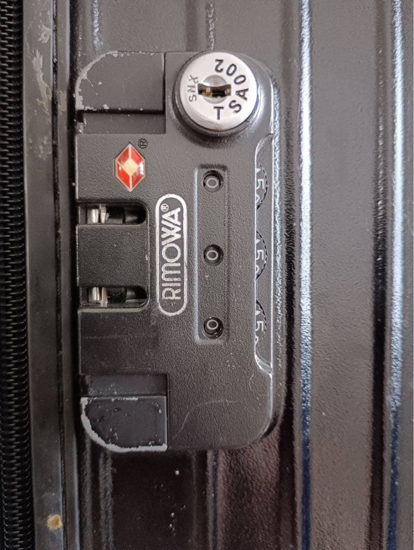 RIMOWA サルサ　キャリーケース 82L ブラック ４輪