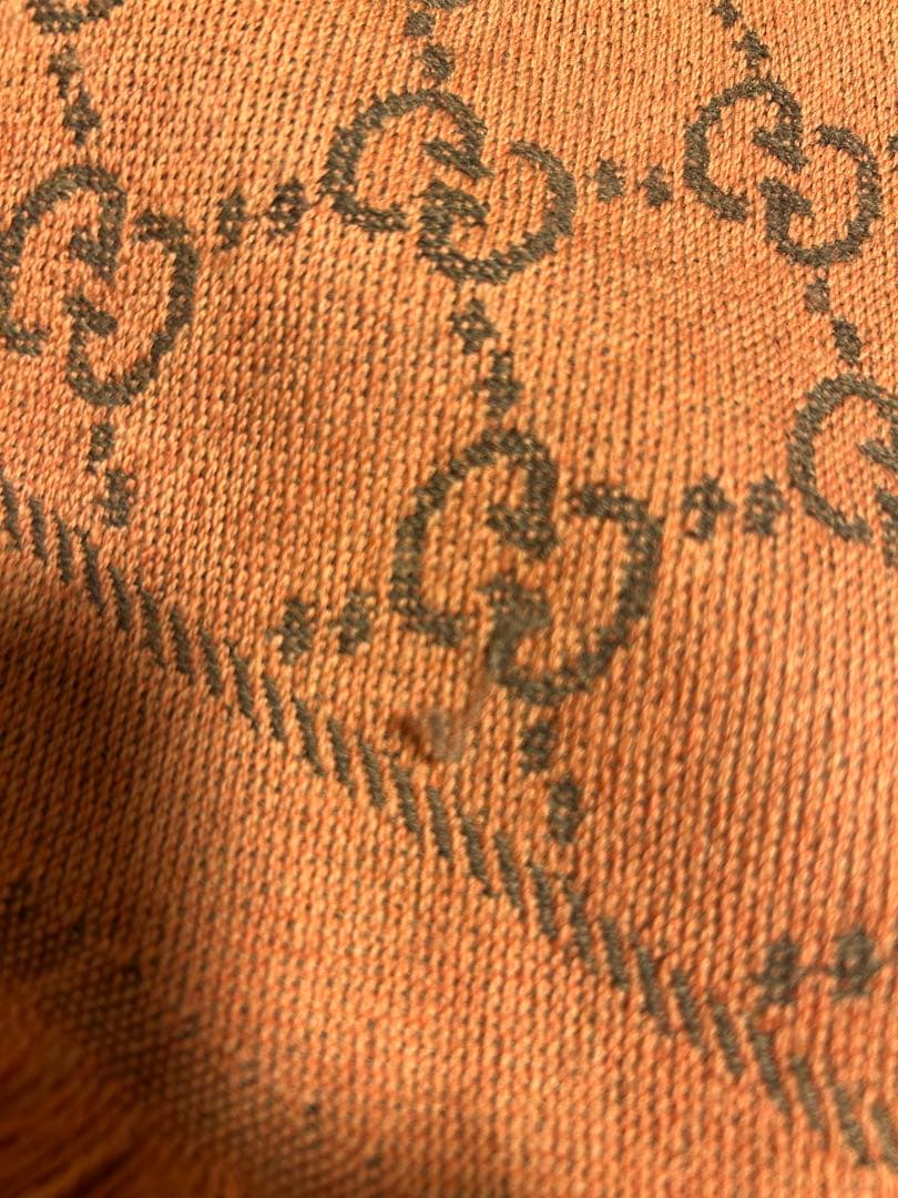 GUCCI マフラー　ストール　クリーニング済み