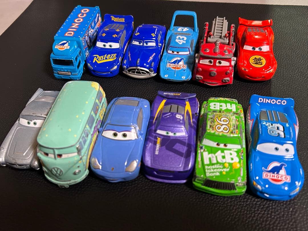 お値下げ★カーズ トミカ 廃盤 サリー フィルモア フィン ダニー
