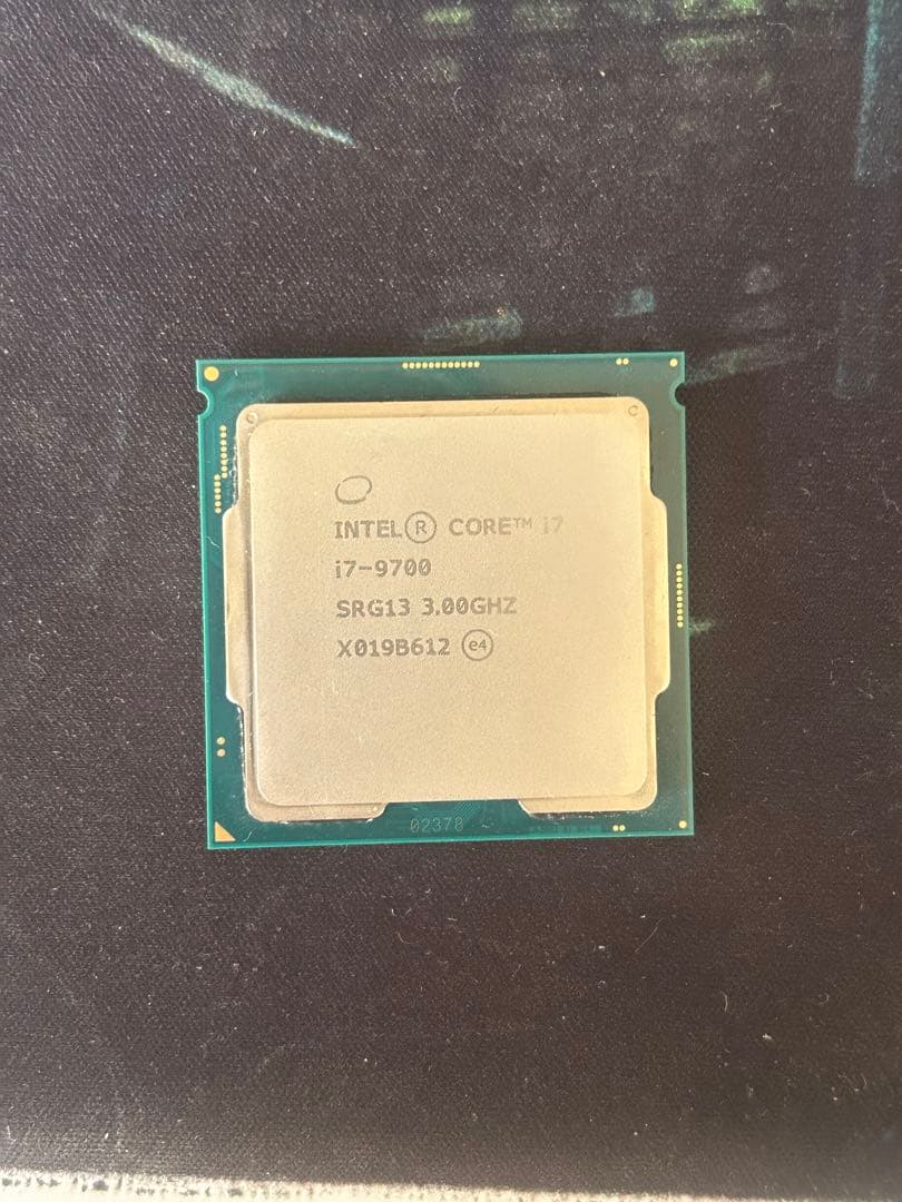 【動作確認済み】Intel Core i7-9700 CPU
