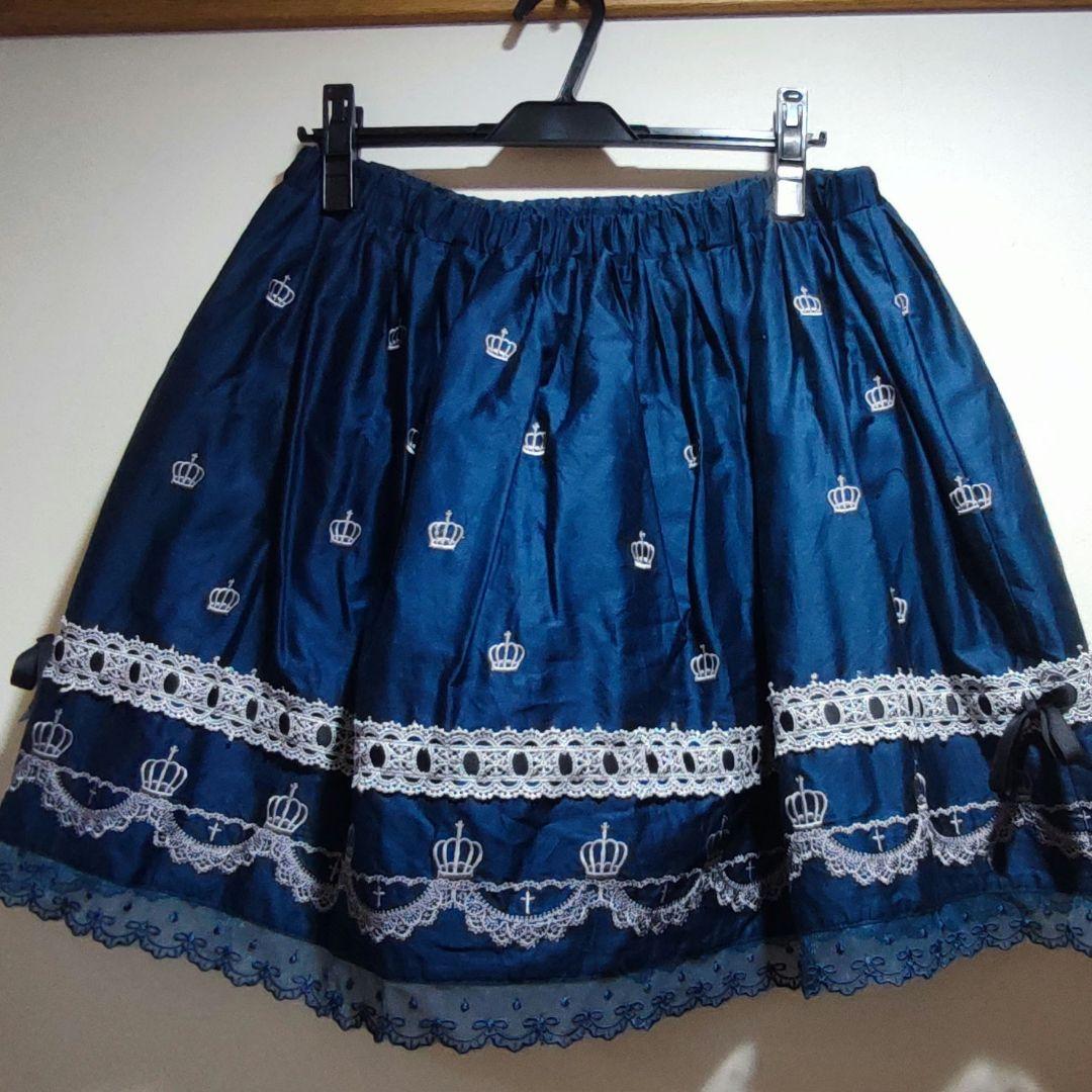 B.P.N.ブラックピースナウ　王冠刺繍スカート　BlackPeaceNow