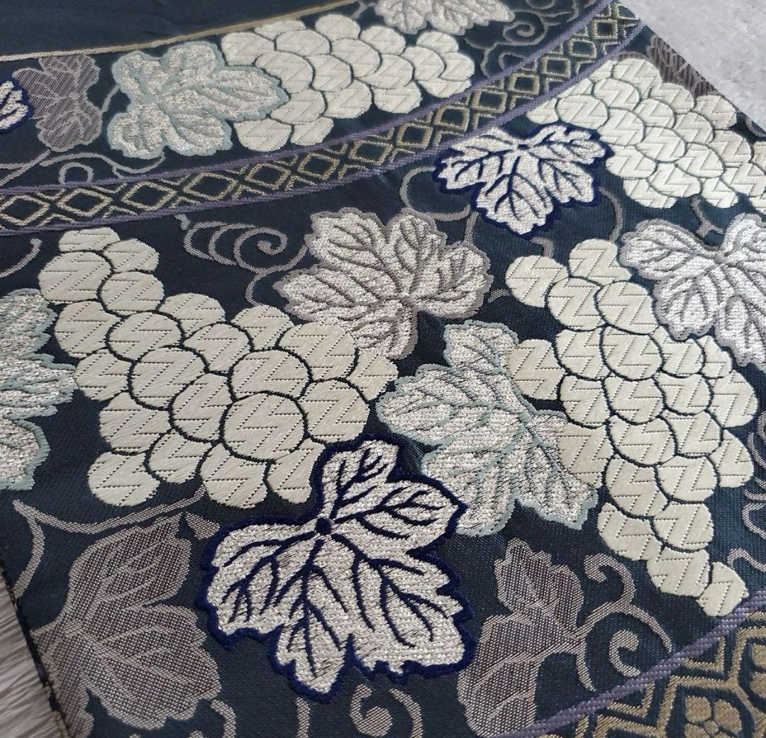 蔦　葡萄柄　正絹袋帯 しっとりダークブルーグレー　 訪問着、付け下げなどに