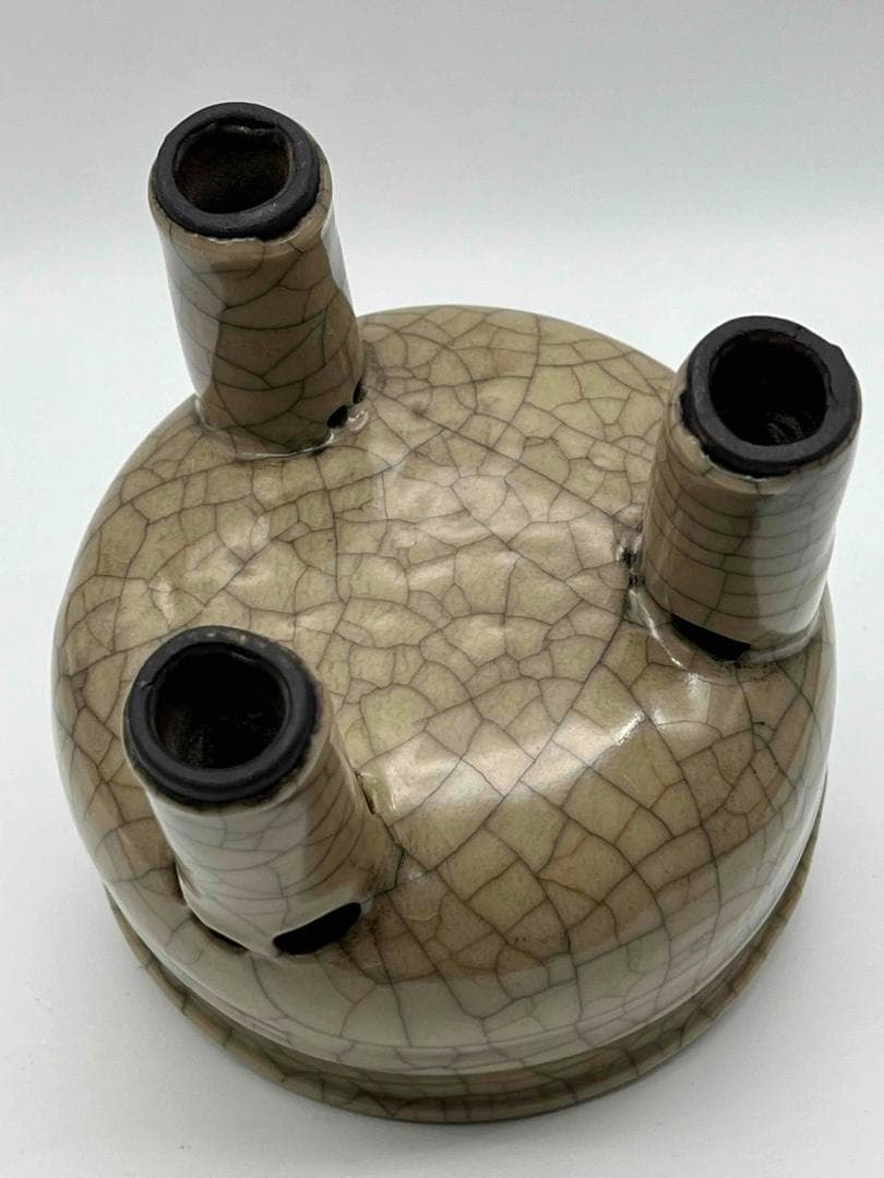 宋時代　青磁　汝官窯包金氷裂紋 支釘焼き 双耳三足香炉(C-81)