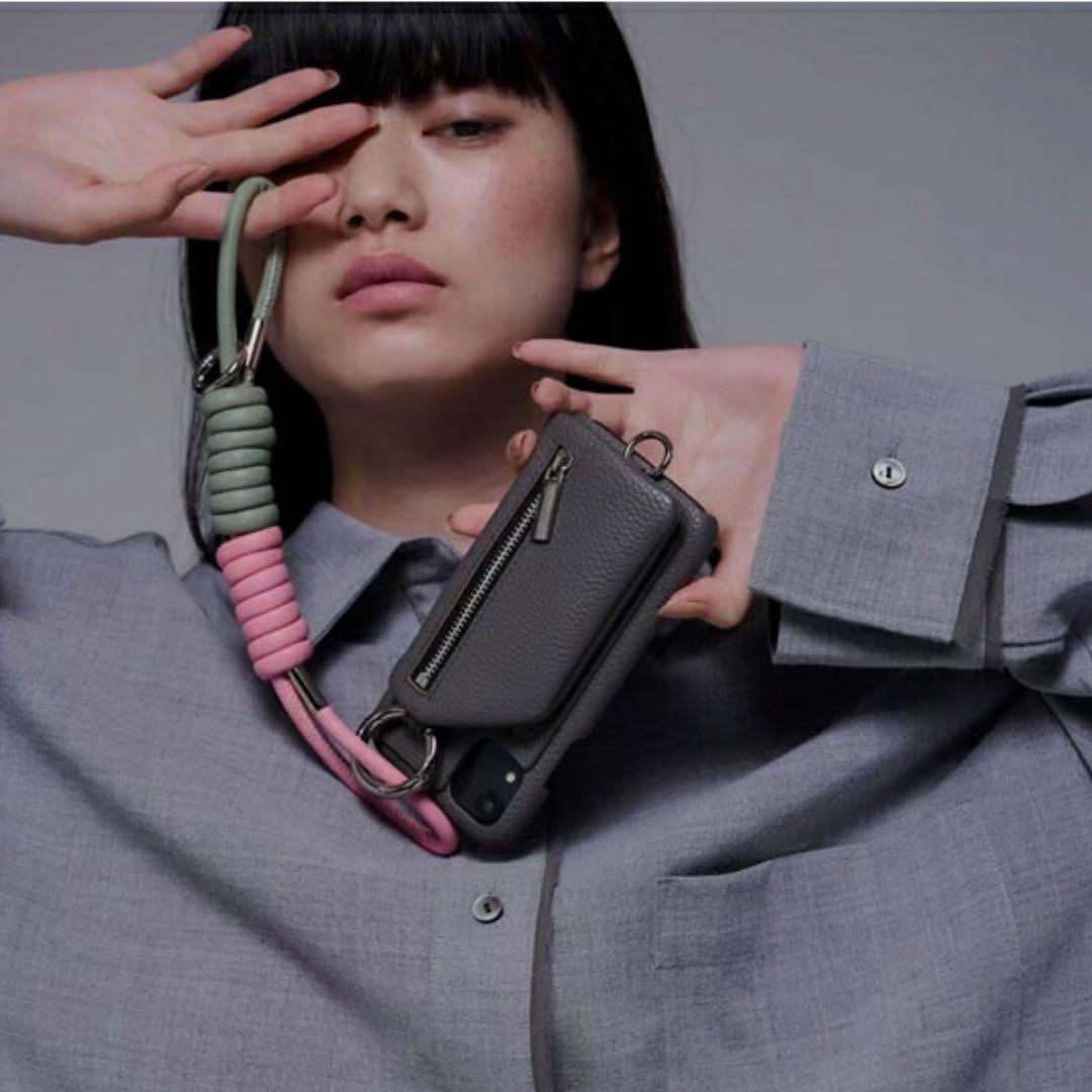 エジュー（ajew）コイルストラップ＆iPhoneケースセット