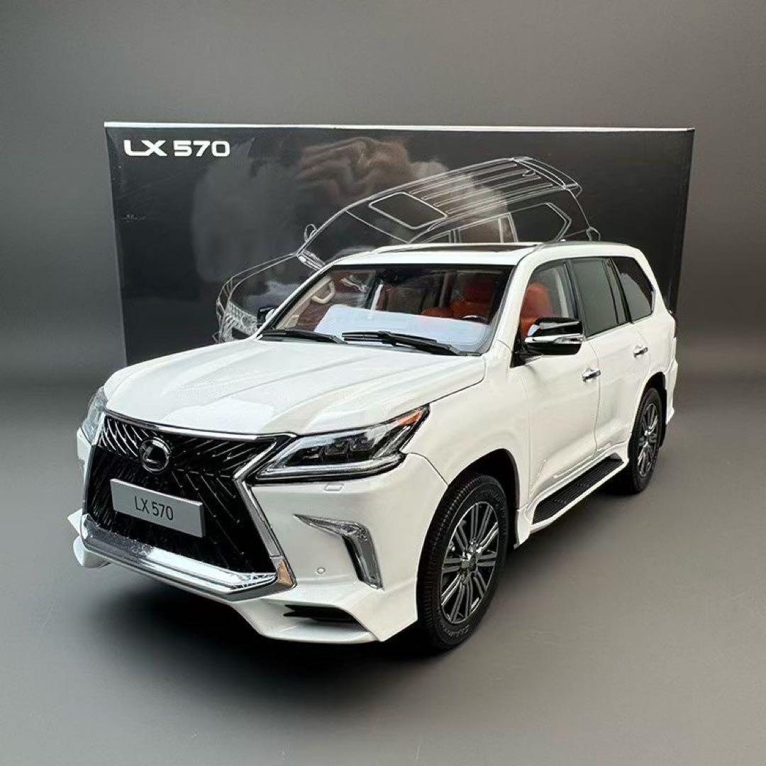 新発売 LCD 1/18 レクサス LX 570 全開閉 ホワイト ミニカー