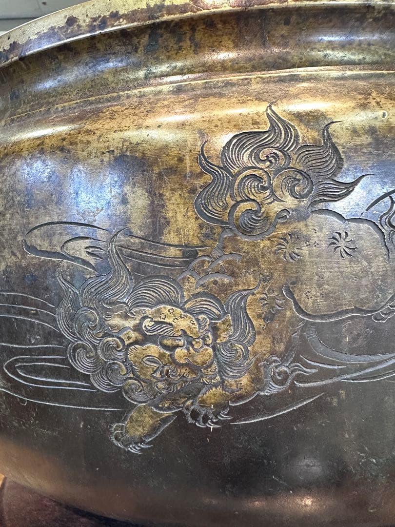 火鉢，銅製火鉢 ，唐獅子模様，金工，時代物，古董品