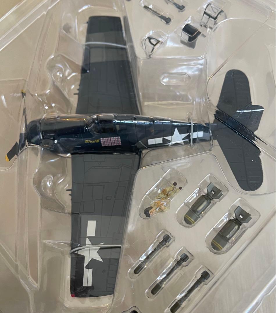 絶版新品　ホビーマスター 1/72 F6F-5 空母エセックス Minssi Ⅲ
