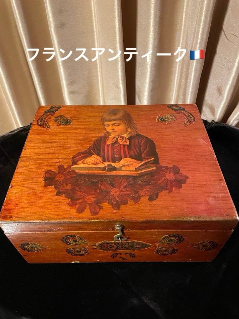 UKフランスの木箱　アンティーク