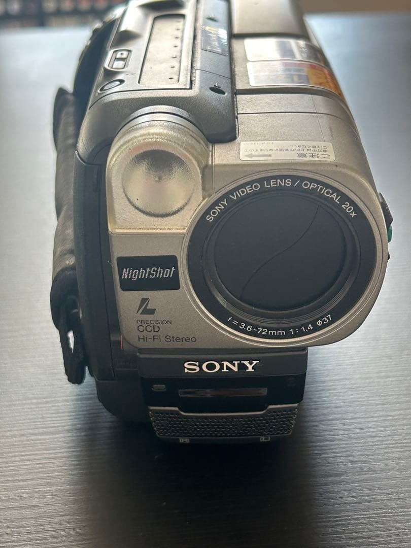 SONY Handycam 80倍ズーム Hi8