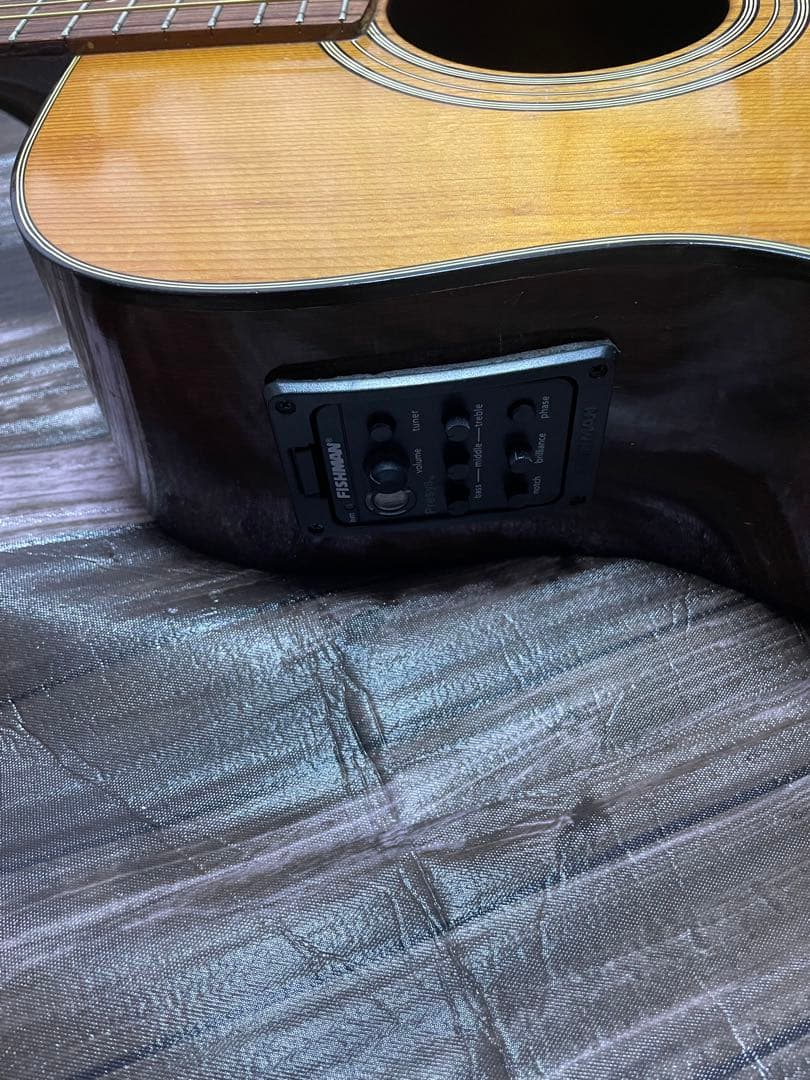 ❣️値下げ❣️YAMAHA FG-160 アコースティックギター ❣プリアンプ付き❣