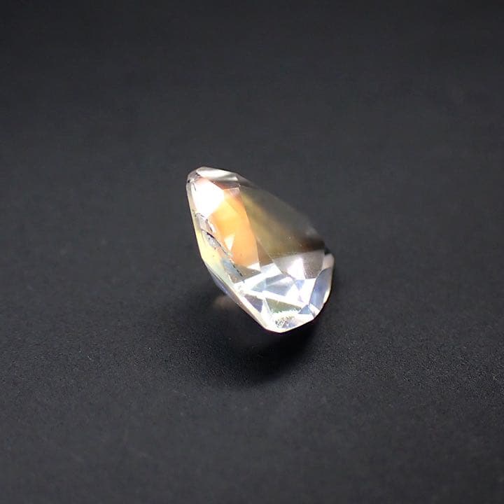 【マダガスカル産】レインボーアンデシン