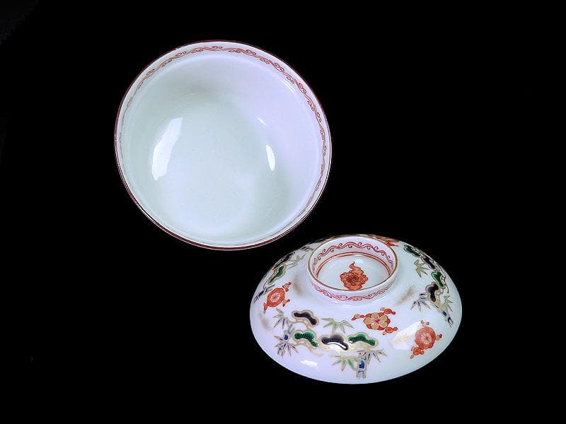 九谷　金襴手　松竹梅の図　大振蓋茶碗　２客　E938AS-CQx