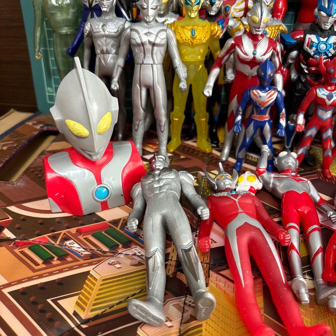 Ｍ78ウルトラマン大集合！【38体】＋1