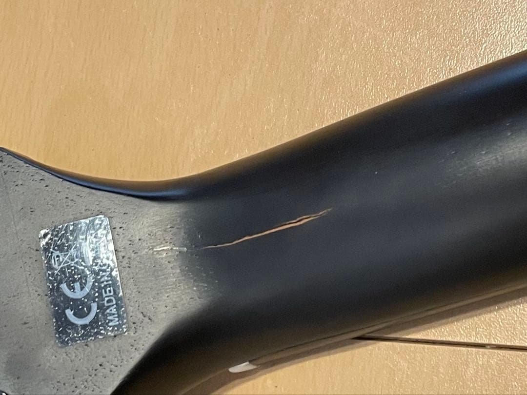 ARIA FEB-F2/FL STBK フレットレス アコベ ケースつき　傷あり