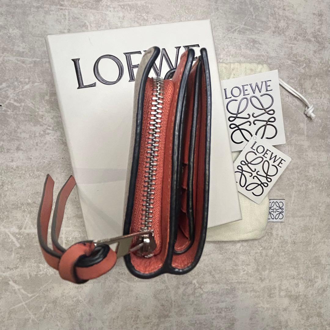 美品✨LOEWE アナグラム 二つ折り財布 ベージュ