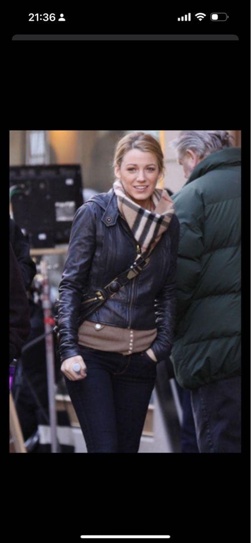 希少　高級 美品 BURBERRY カシミヤ チェック柄 スヌード