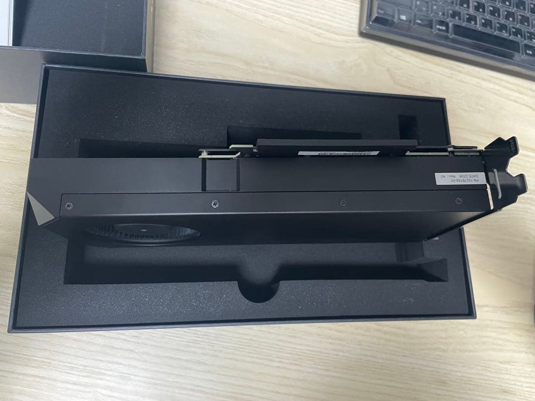 GEFORCE RTX 4060ti 16GB グラフィックボード