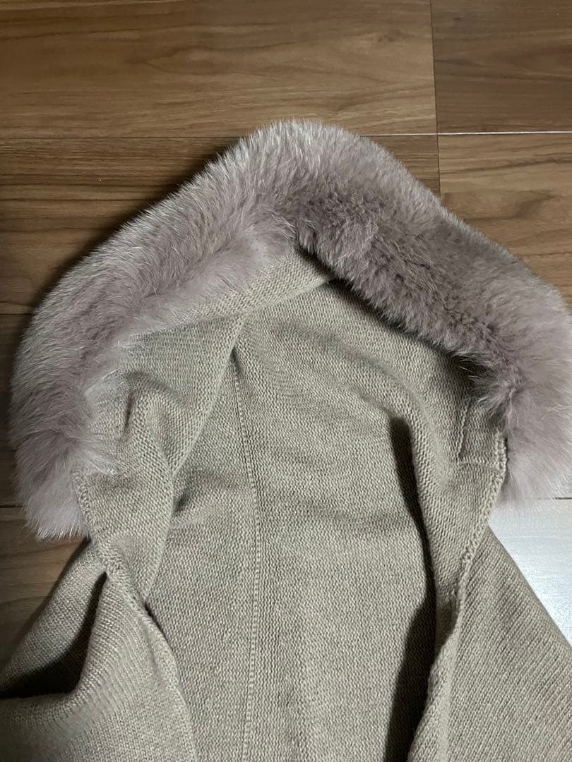 マックスマーラ　フード付きマフラー