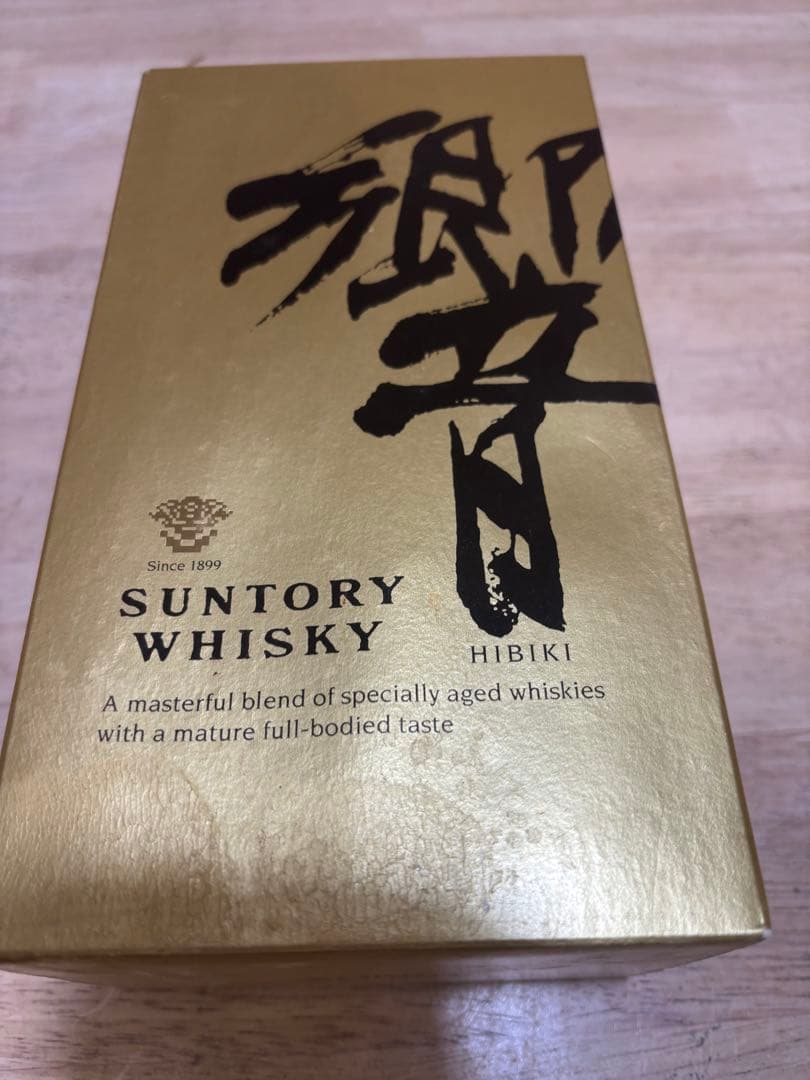 サントリー響 ウイスキー 金色ボックス入り　SHN01
