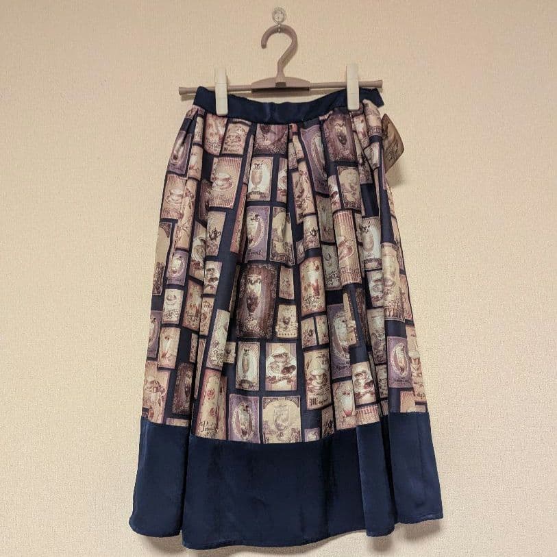 アビエタージュ　思い出のカフェシリーズ　スカート　ミモレ丈　ネイビー