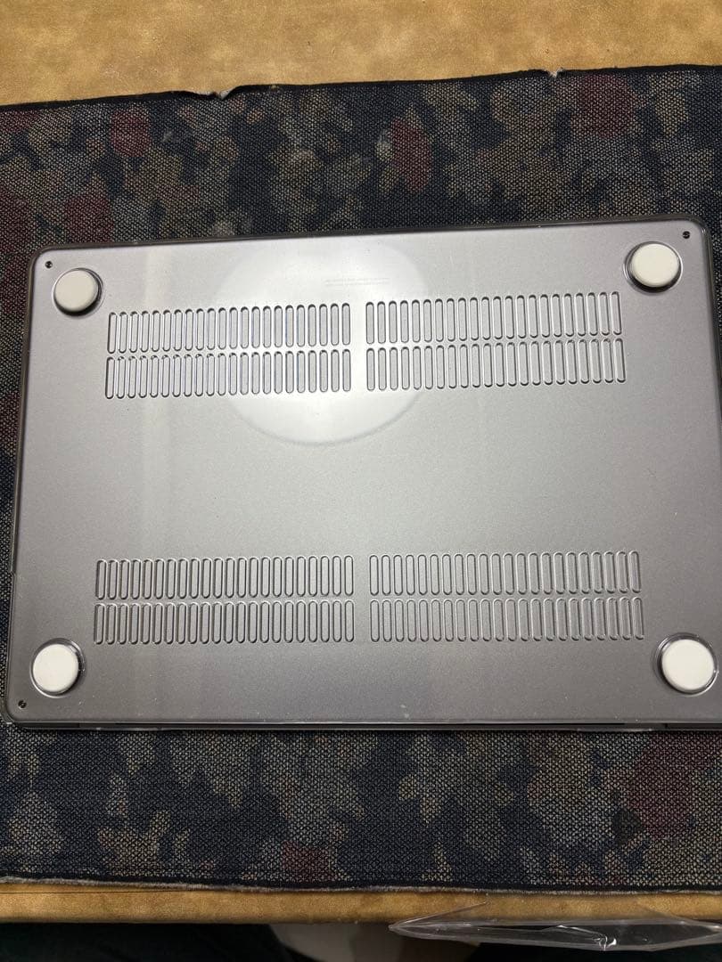 MacBook Air スペースグレイM2チップ 13インチ箱付き