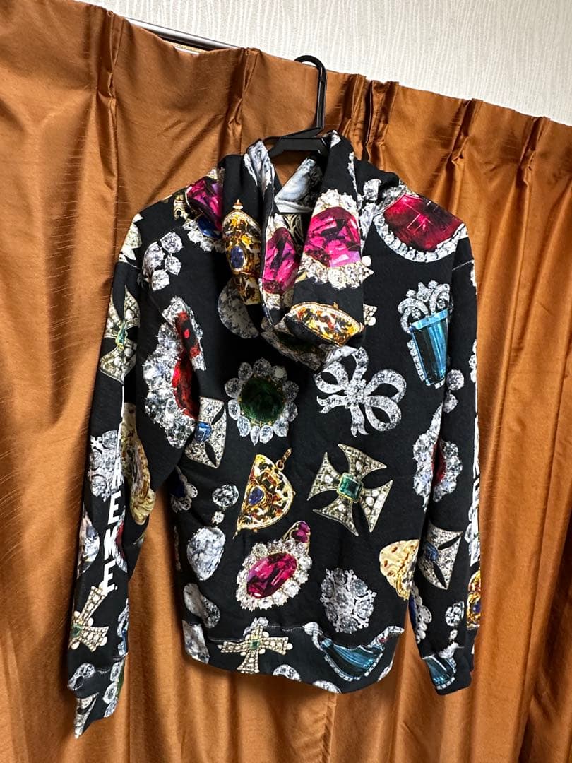 1*d様 シュプリーム　総柄 ジュエル　パーカー　ブラック JEWELロゴ　Ｌサ