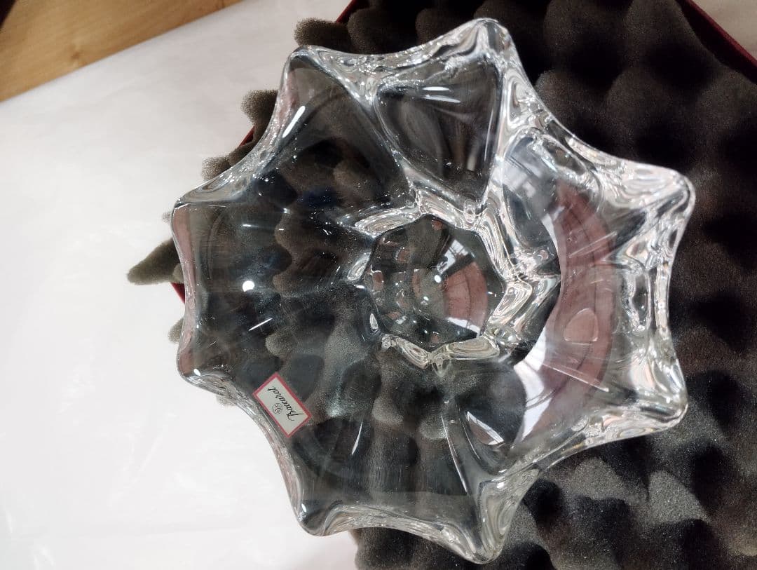 古い　Baccarat クリスタル　灰皿