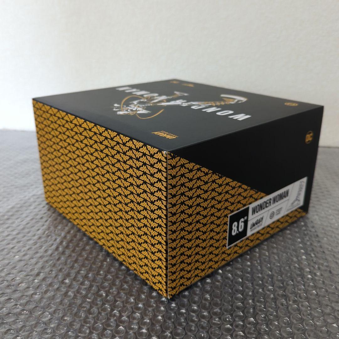 【希少】ワンダーウーマン アンルーリー インダストリーズ フィギュア