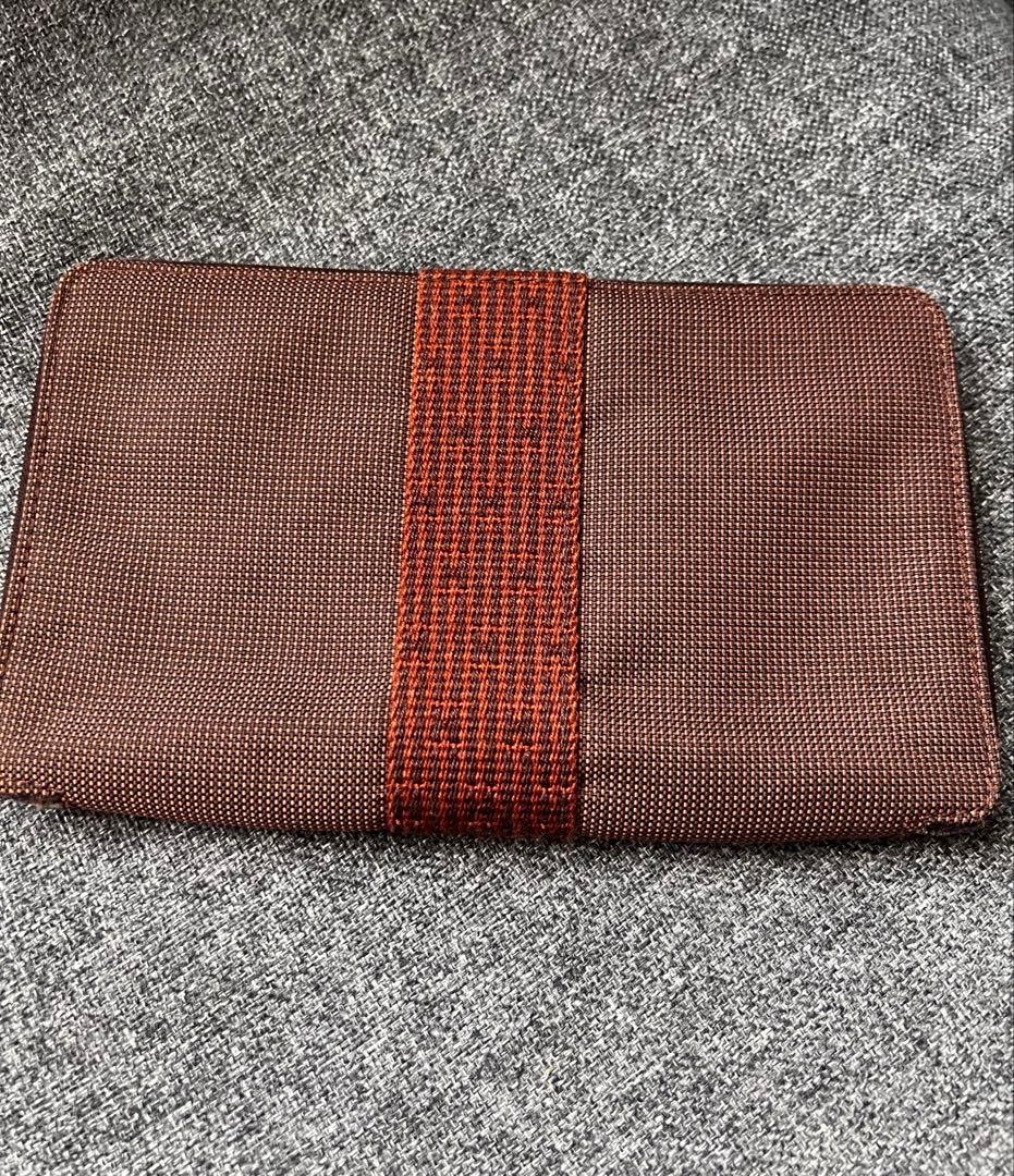 HERMESエールライン パース　ラウンドファスナー 長財布 パスポートケース