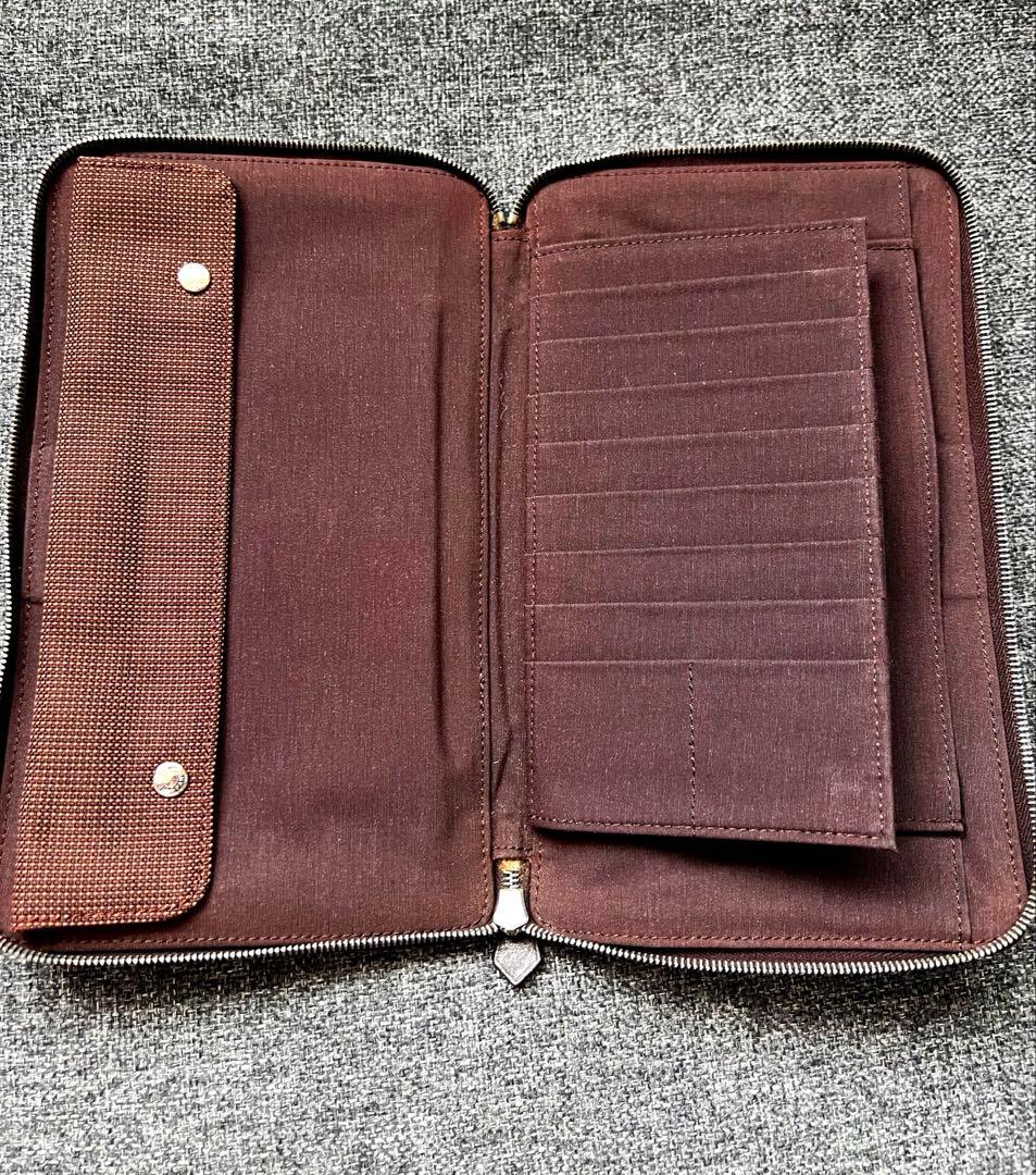 HERMESエールライン パース　ラウンドファスナー 長財布 パスポートケース