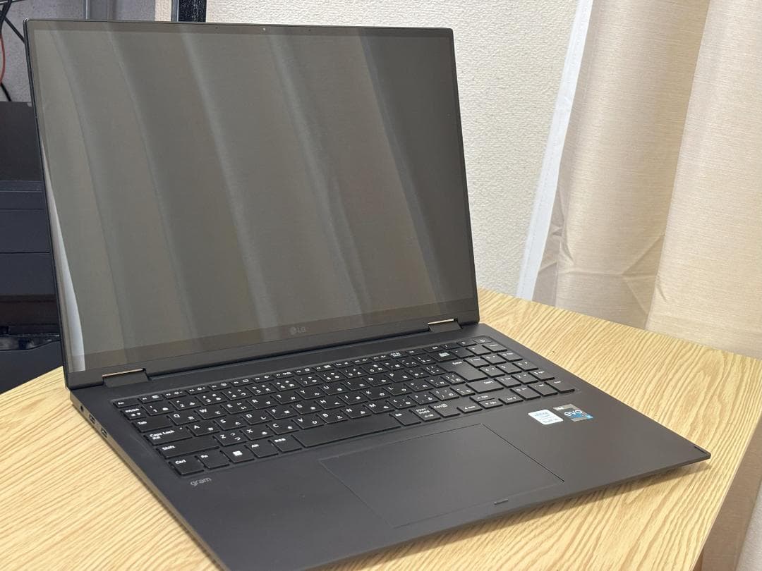 LG 2in1 ノートパソコン タブレット PC gram