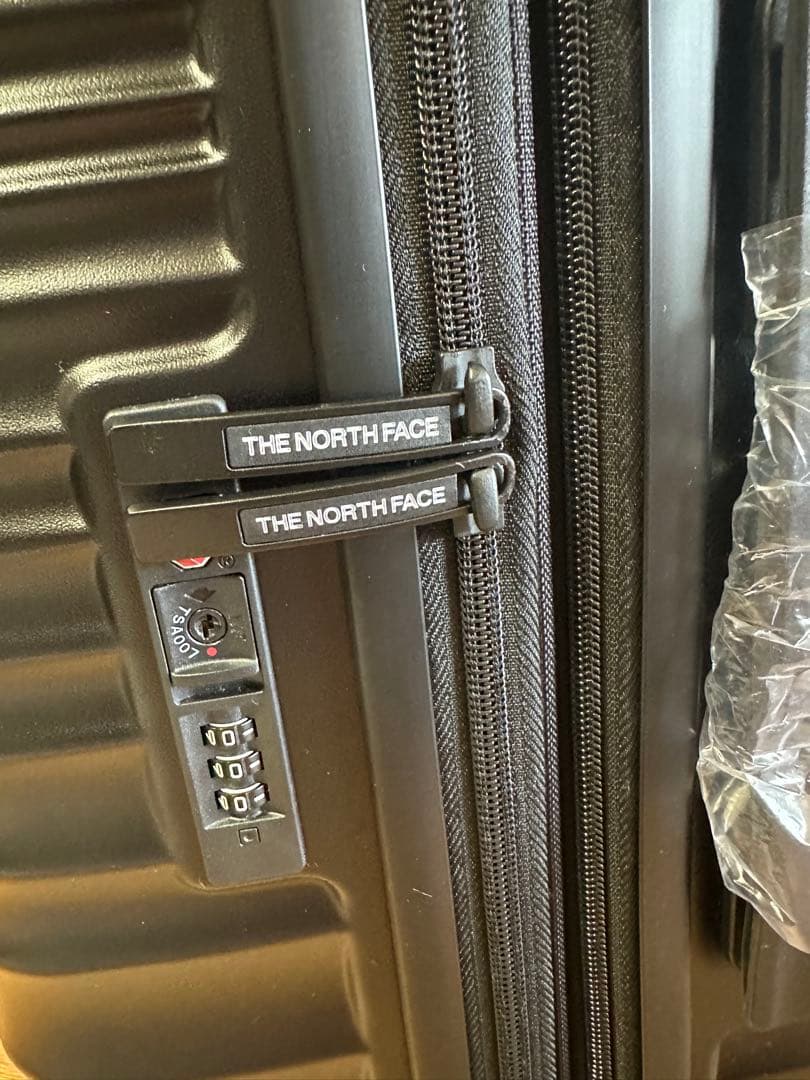 THE NORTH FACE ノースフェイス 24インチ ブラックキャリーケース