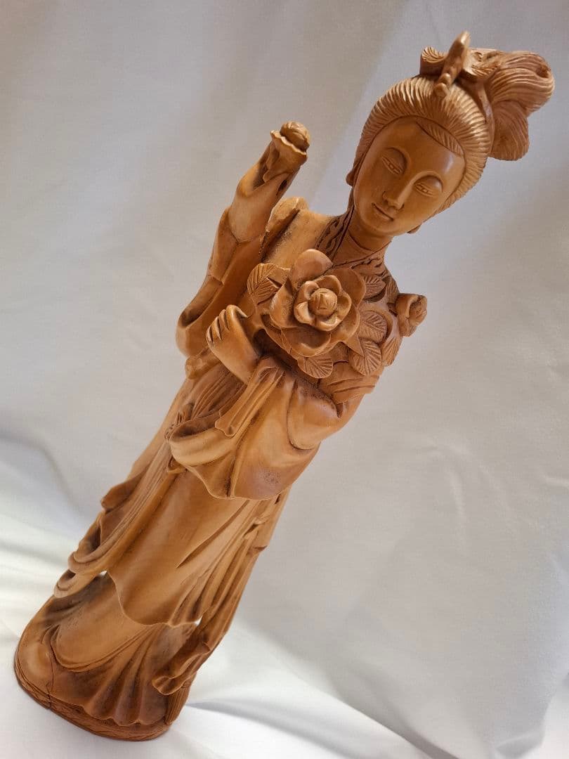 ツゲ木彫り女性像 彫刻 37㎝