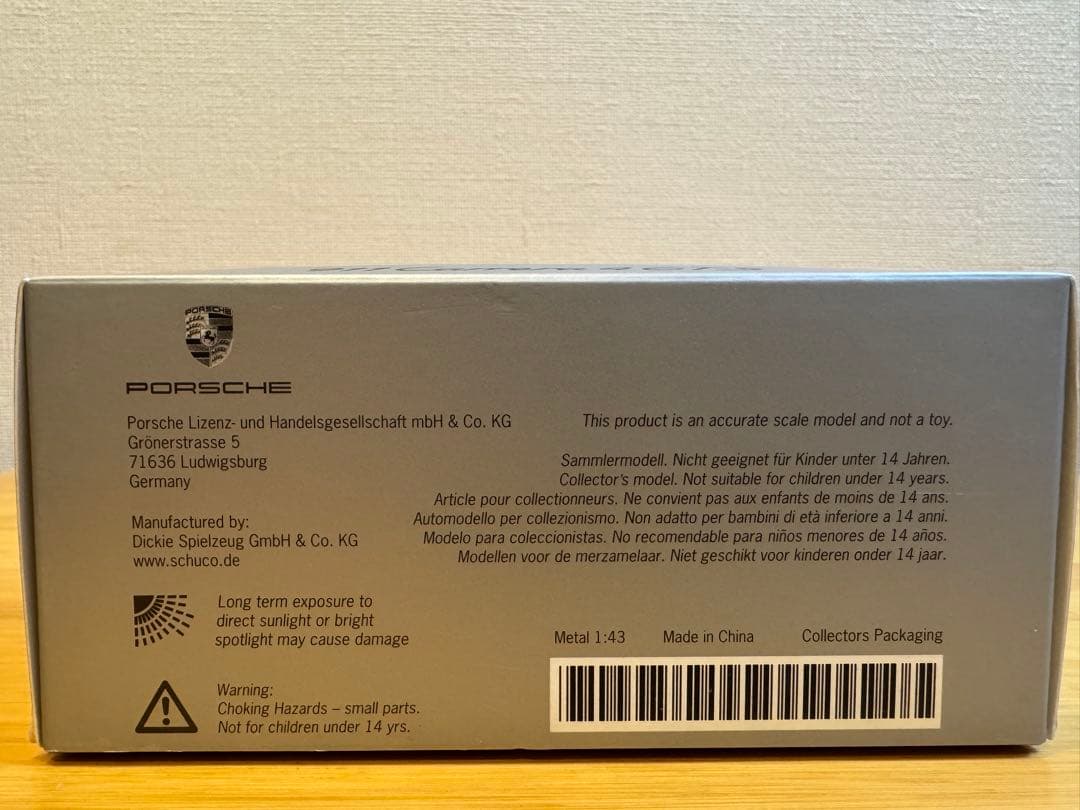 【Schuco】※難あり Porsche 911Carrera 4 GTS