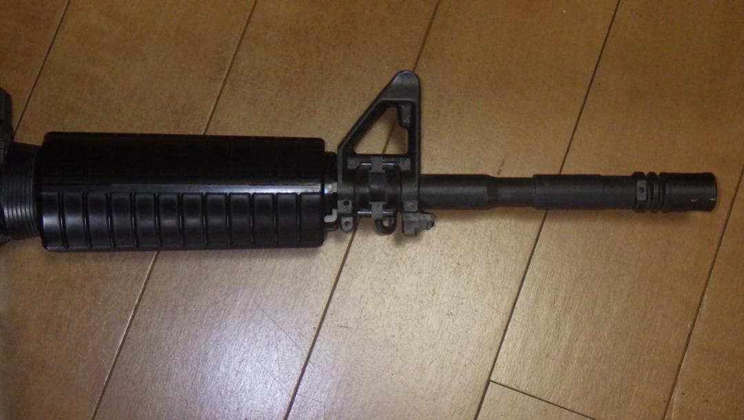 東京マルイ　M4電動ガン　スタンダード８7ｍ／ｓ　１８歳以上+多弾マガジン