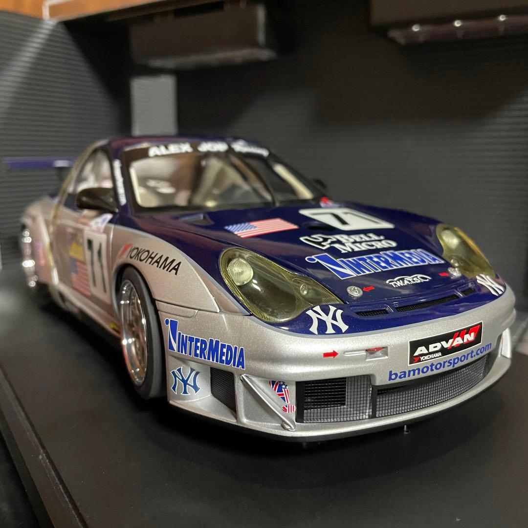 絶版未展示品 オートアート1/18ポルシェ911(996)GT3 RSR2005