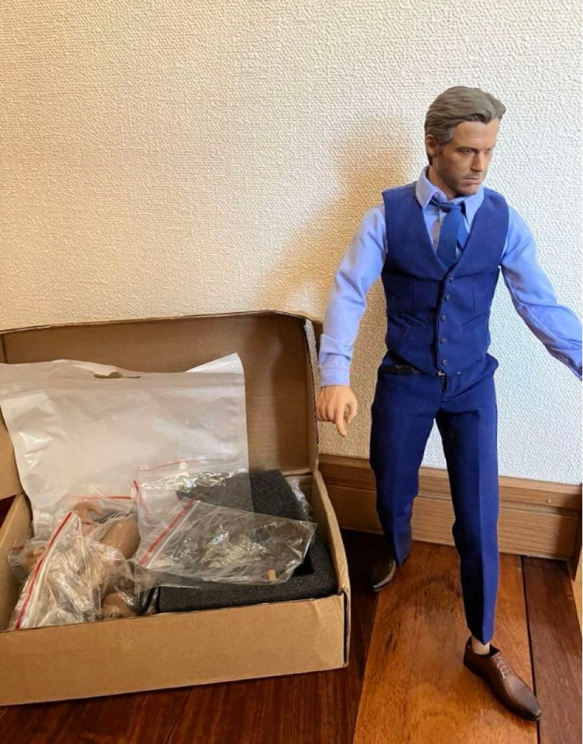 【希少】1/6 バットマンVSスーパーマン ブルース・ウェイン ホットトイズ系