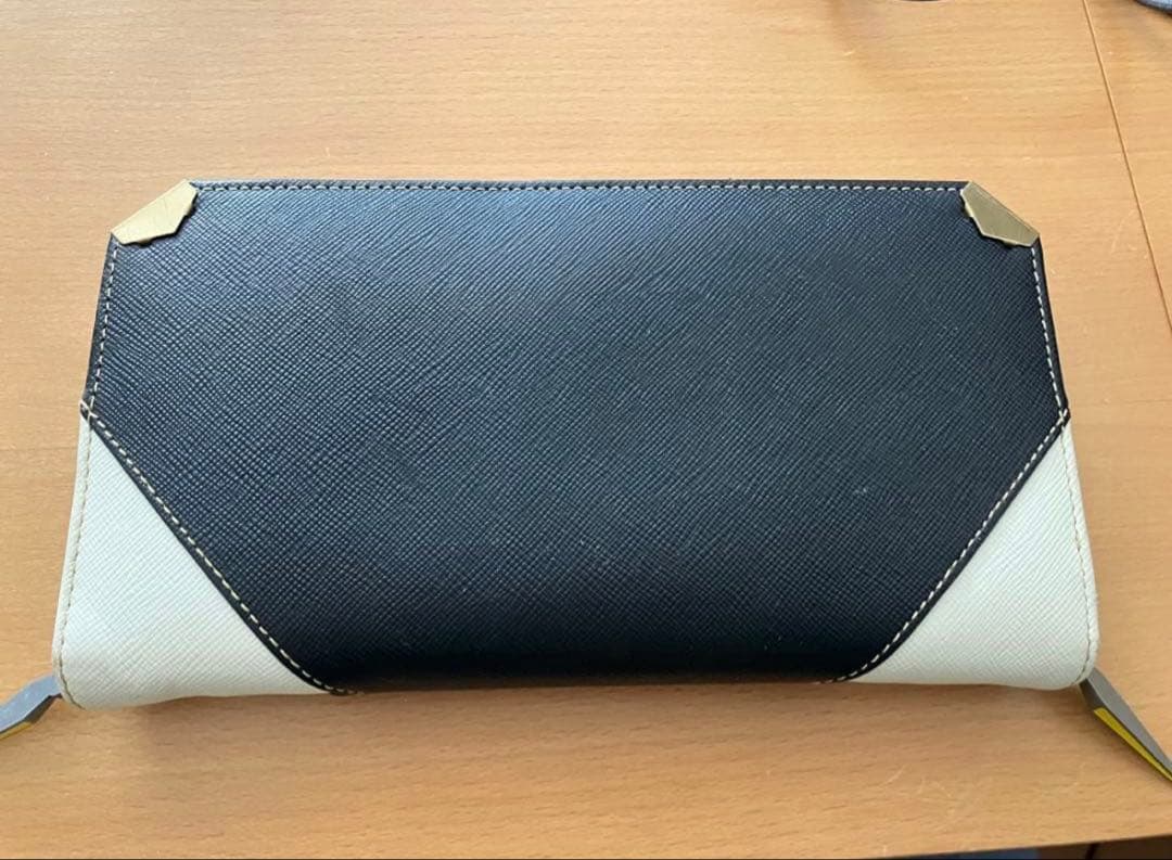 戦姫絶唱シンフォギアXV SOLWA 本革長財布 響ver.