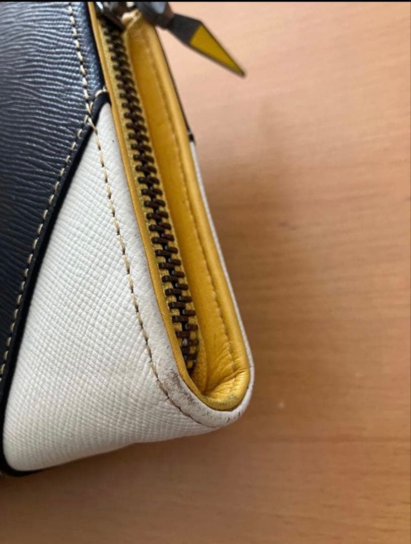 戦姫絶唱シンフォギアXV SOLWA 本革長財布 響ver.