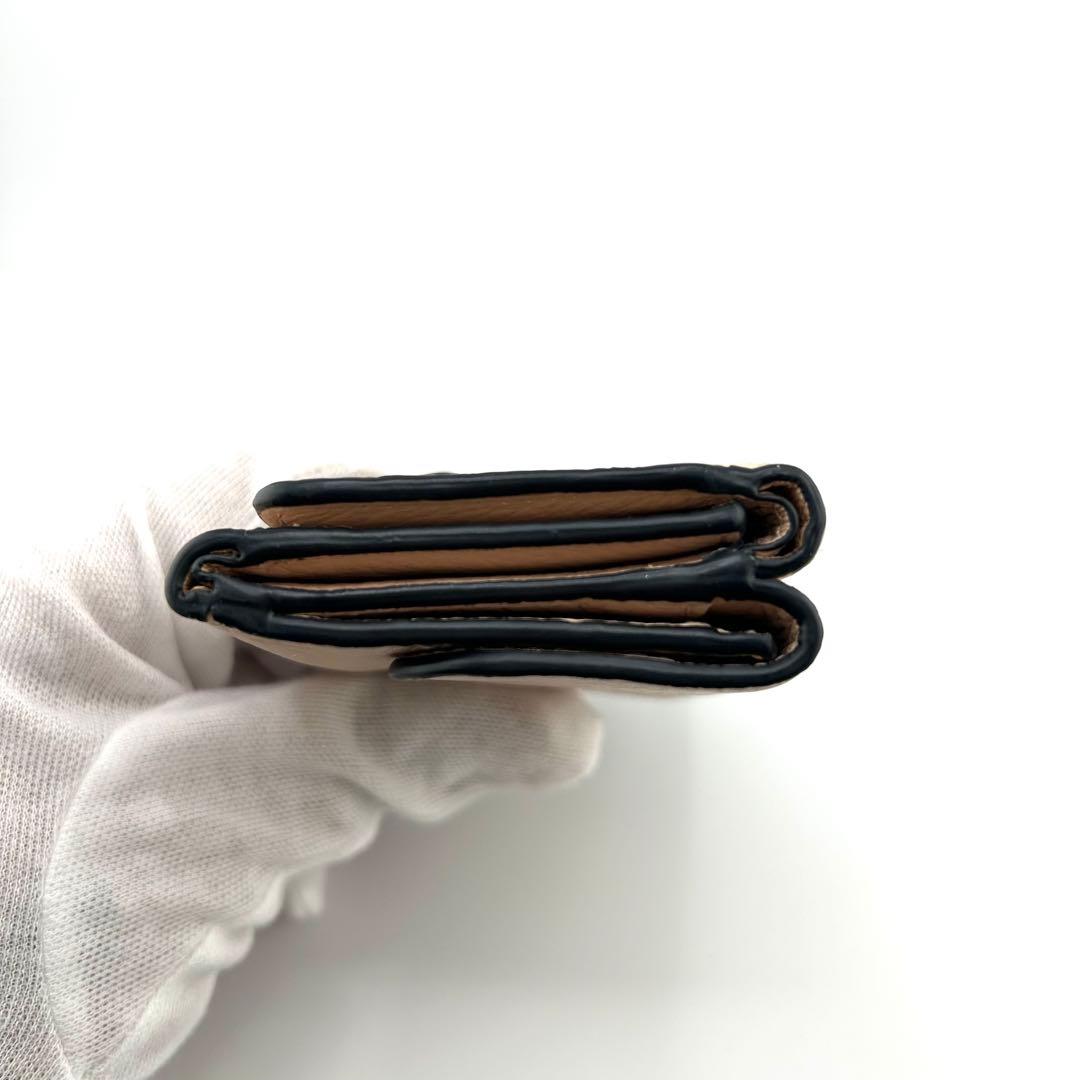 ✨極上美品・箱保存袋付き✨　クロエ　三つ折り　アルファベット　チャーム　レザー