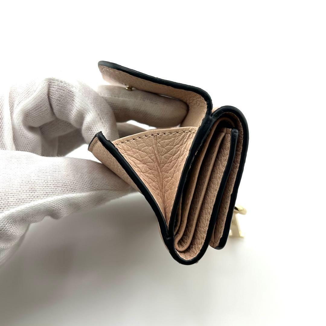 ✨極上美品・箱保存袋付き✨　クロエ　三つ折り　アルファベット　チャーム　レザー