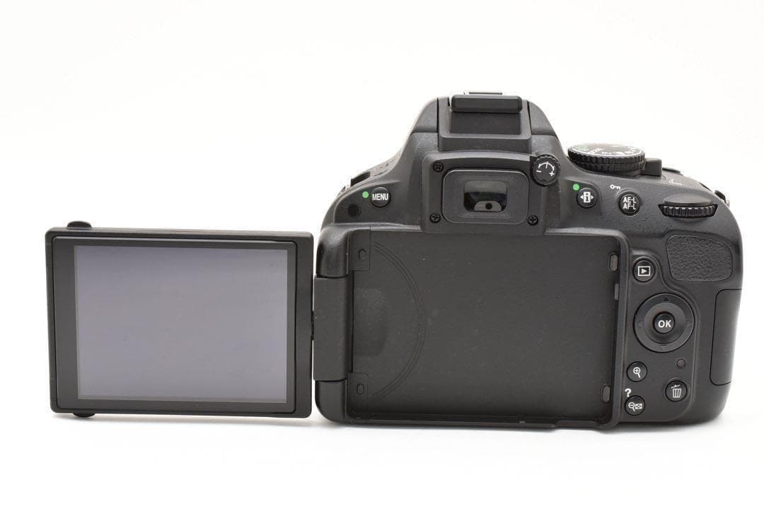 シ*ウ様 ✨ Nikon D5100✨画面が回転✨簡単操作✨スマホ転送✨初心者モ