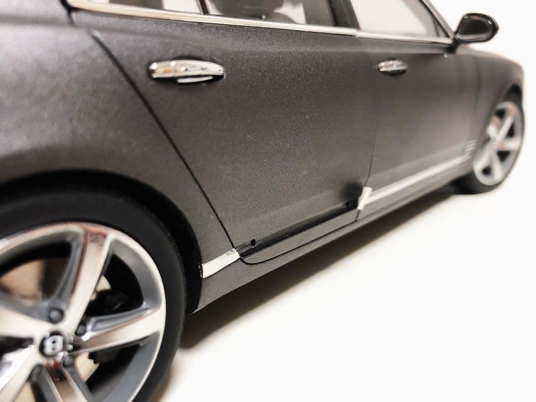 京商/'15 Bentleyベントレー Mulsanneミュルザンヌ 1/18