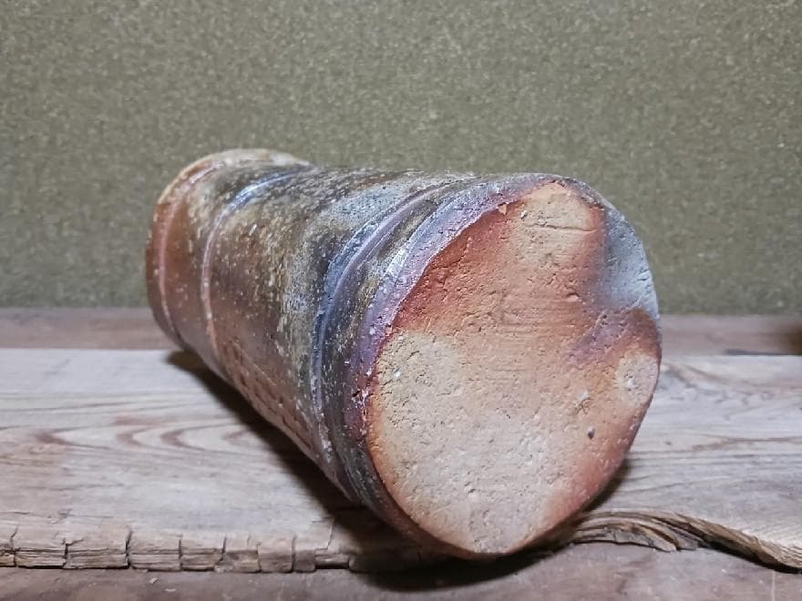 伊賀焼　花入れ　時代・作者不詳　合わせ箱付き